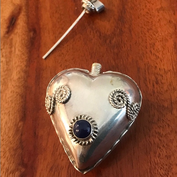 Silver Heart Perfume Holder Pendant - Picture 6 of 7